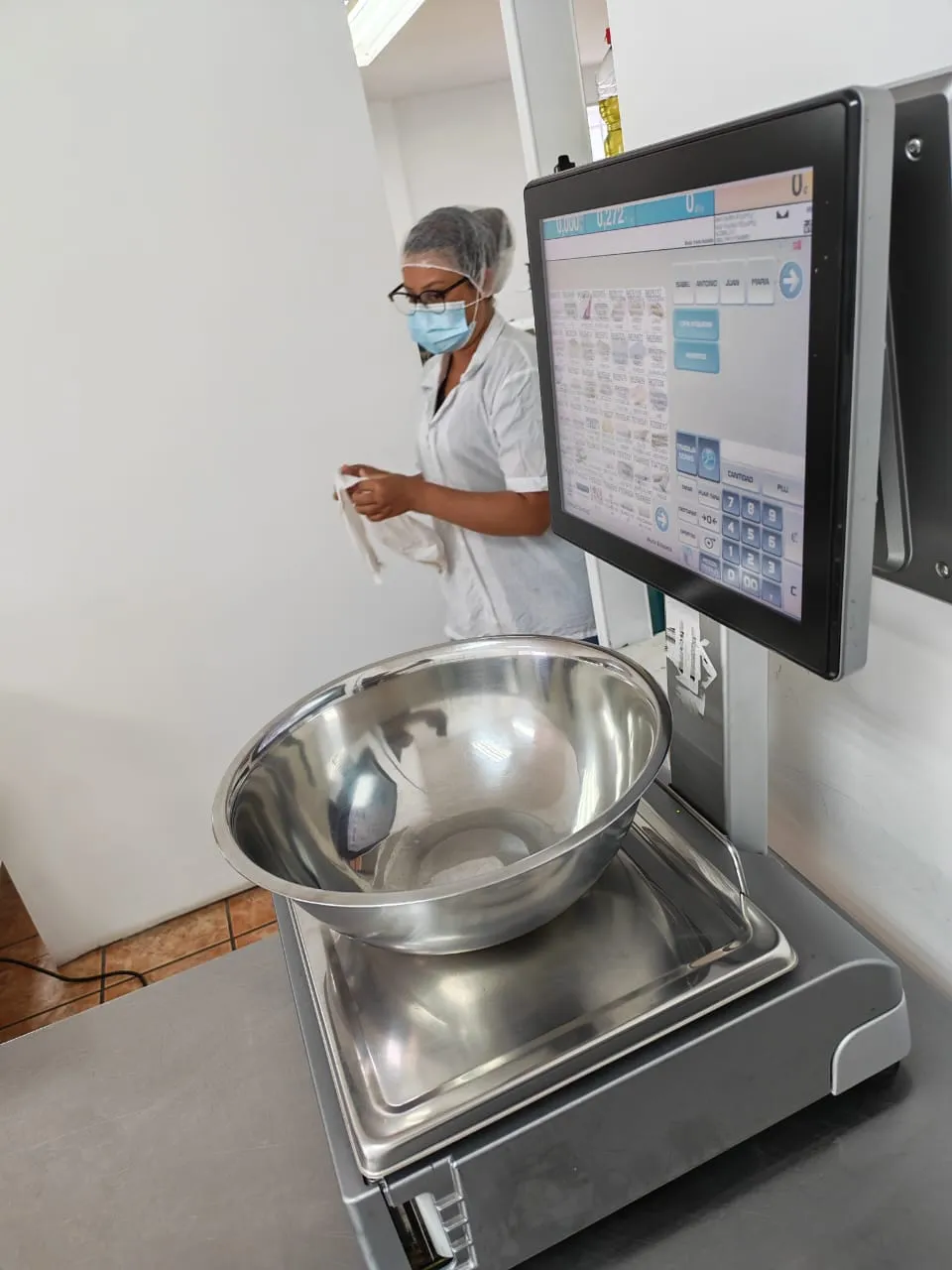 Calibración de una balanza en las instalaciones del cliente