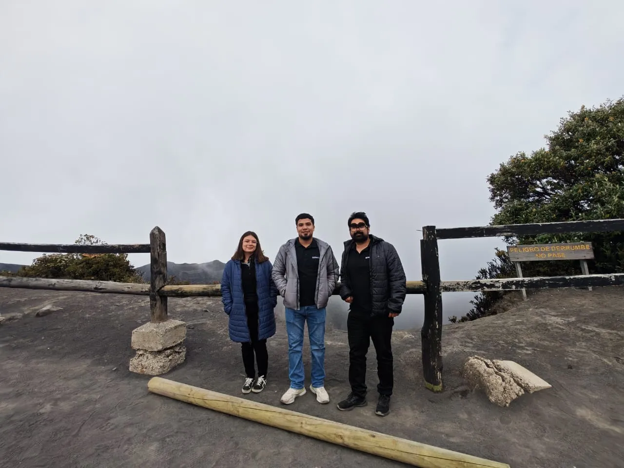 Equipo de Nexius trabajando en la instalación de un equipo